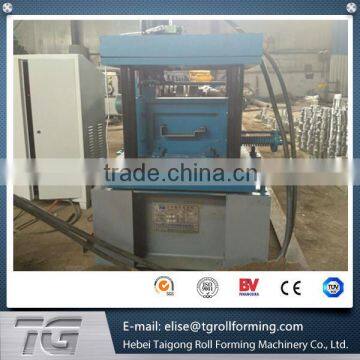 High Quality Rolling Door Seaming Machine photo-3