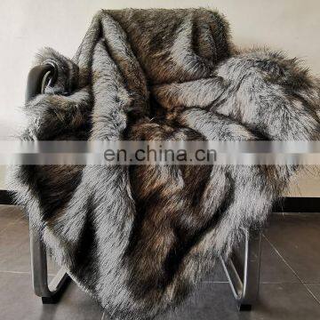 Wholesale high quality Fuzzy cozy Luxury super soft plush fluffy warm shaggy double Fleece Faux Fur Throw Blanket for sofa