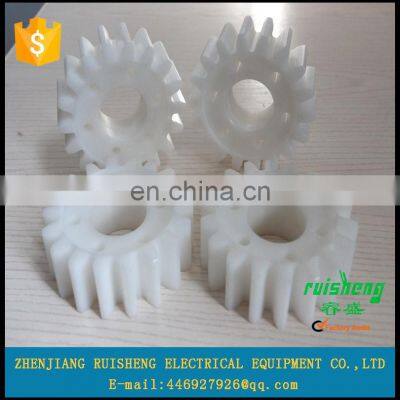 Customized Plastic Rack and Small Pinion Gear photo-4