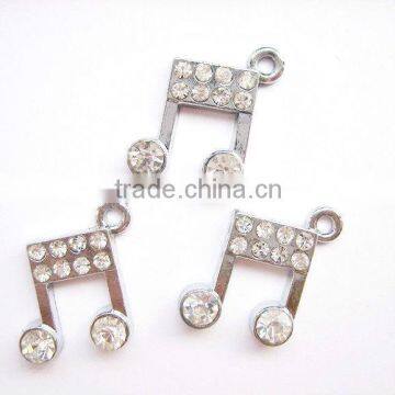 DIY rhinestone music pendant