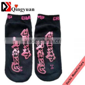 men's non- slip dispensing ankle socks