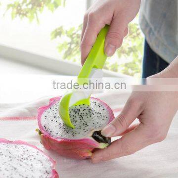 Cooking Tools New Creative Plastic Kitchen Ice Cream Scoop Fruit Spoon Scooper