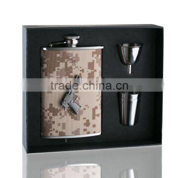 Hip flask gift set