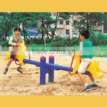2015 New Product Playground Equipment Plastic Seesaw For Kids H72-0026