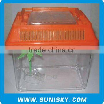 Portable Plastic Pet box with Plant