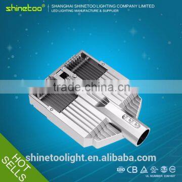 CE RoSH Listed Bright Energy-Saving LED Street Lamp Outdoor Led Lighting photo-2