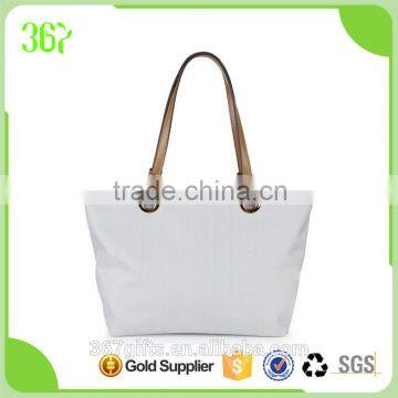 Promotional Customized Travel Bag Tote Handbag as Gift for Women                        
                                                Quality Choice