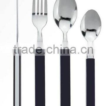 Flatware set