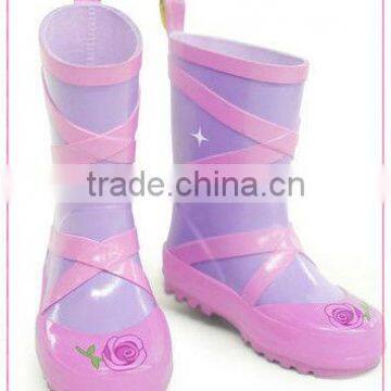 Fashionable ballerina high heel boots for kid