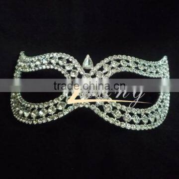 Beauty design rhinestone masquerade mask