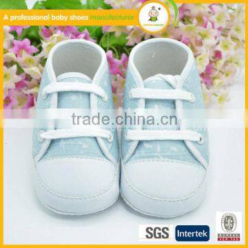 2015 promotion cotton fabric with shoelace canves non- slip baby shoes