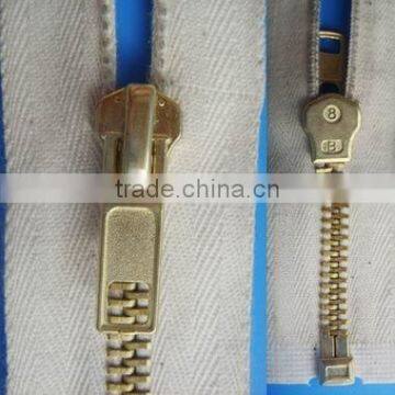 No.5,No.8,No.10 cotton tape auto lock close end brass zipper