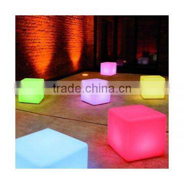 Plastic shell & Rechargeable Fashion colorful LED cube