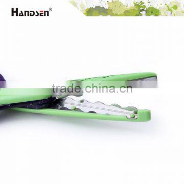 7-1/2" Beautiful Transparent With Glitter Handle Wave Scissors photo-4