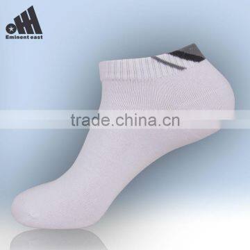 white color antibacterial breathable deodorant socks