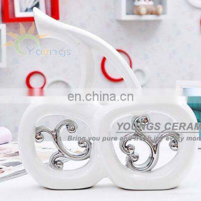 Chinese white silver colour modern ceramic apple shape for home decoration