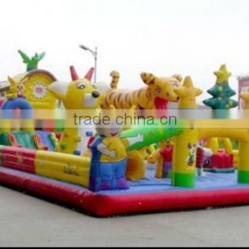 2013 TOP inflatable large amusement park