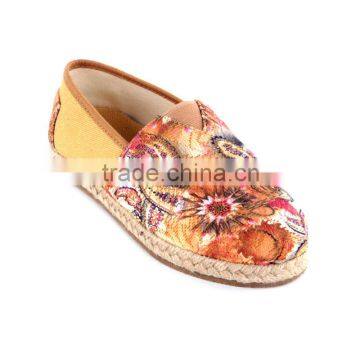 Made in China 2015 flat shoes sexy European styles fashion school girl shoes