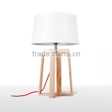 high quality tripod reading lamp