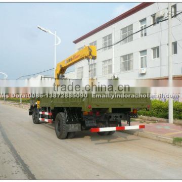 Dongfeng 4x2 truck with crane,military trucks with crane