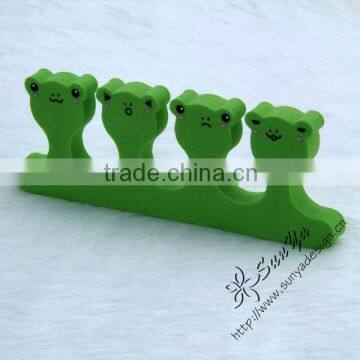 Finger nail separators