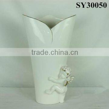 White decoration ceramic flower vase