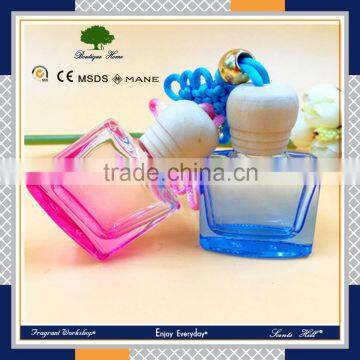 Newly designed recyclable square glass car air refresh beauty bottle with great price