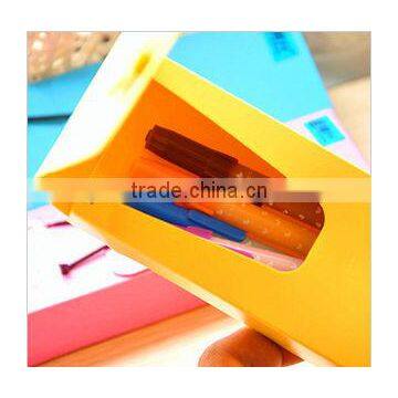 2014 new product Soft silicone pencil case with ribbon