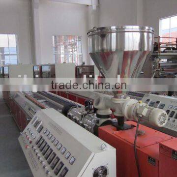 plastic extrusion machine