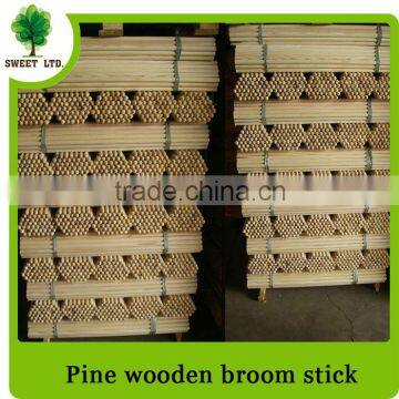 Factory Directly Sale:Pine Wood Pole