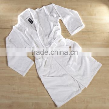 Hot Selling Customized Quick Dry Luxury White Shawl Collar Wholesale Hotel Terry Bathrobe