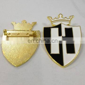 custom Metal pin Badge in plating gold and enamel