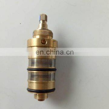 Thermostatic shower head shower faucet valve core