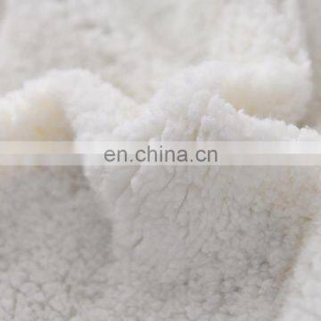 Lamb Velvet Double-layer Thick Blanket Warm Nap Solid Color Blanket photo-6