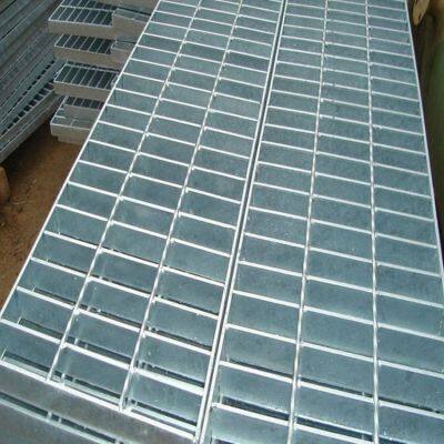 Hot-Dipped Galvanized Flat Bar Steel Grating for Outdoor Use photo-3