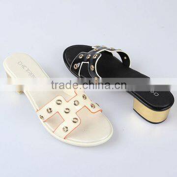 2015Latest Lady Slipper Personalized Slippers Beach slippers