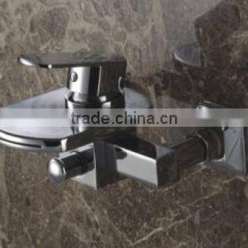 Wall Mounted Single Lever Waterfall Bathtub mixer Q3027W