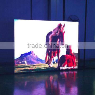 Super hot sale Mini Series P5 Indoor Rental Fullcolor video flexible led curved display screen