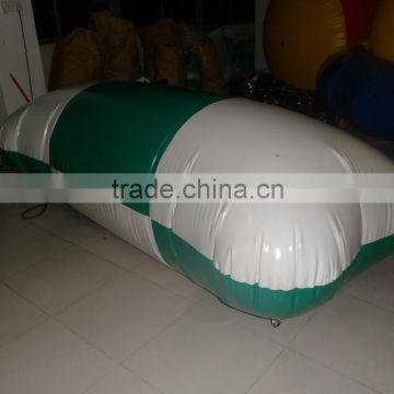 2015 hot new commercial inflatable water pillow games