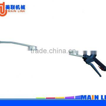 polyurethane foam spray gun