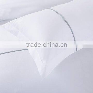 China Supplier Dubai 4 Stars Hotel Egyptian Cotton Bed Linen Embroidering Duvet Cover Set photo-3