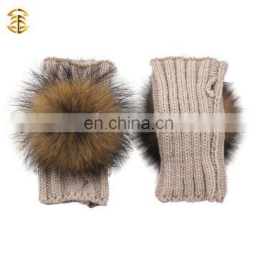 New Fashion Winter Full Finger Girls knitted Gloves Cheap Fur Pom Pom Knit Gloves