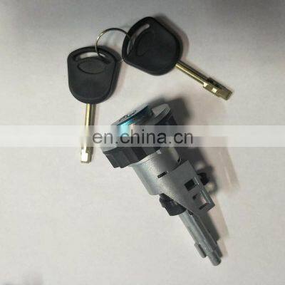 Auto Door Lock OE 98FU A22050 CDPM FIT FOR FIESTA STREET HATCH 99-02 TRUNK BACK LOCK CYLINDER WITH 2 KEYS OEM QUALITY