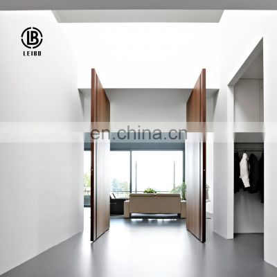 The wooden middle swing door with high-end atmosphere at the French entrance is fireproof, moisture-proof and windproof