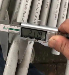 High Quality Alloy ASTM A312 304 304L Austenitic Stainless Seamless Steel Pipe photo-1