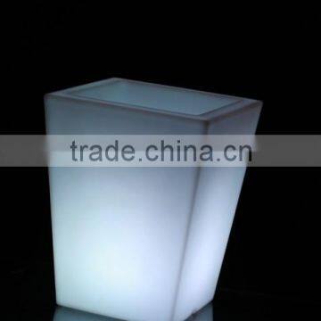 GR1260 led illuminated plastic garden flower pot/garden planter/garden pot