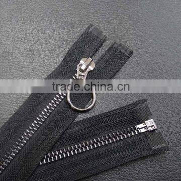 Manufacturers Selling 5# Copper Metal Zipper,open-end Auto Lock Black Zipper, Smooth Entrance Guard Zipper Riot Clothing