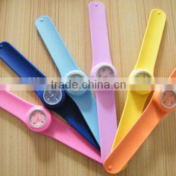 Fashion Rainbow Silicone Slap Sport Quartz Watch For Gifts With Size Customized photo-6