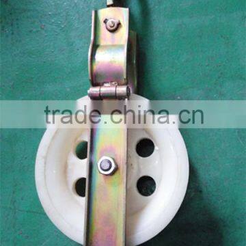 Plate type cable pulley