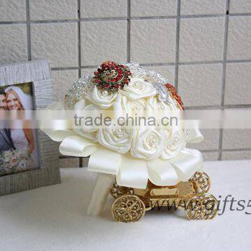 High Quality Luxurious White Satin Rose Spring Bouquet photo-2